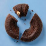 NUTRIYUMMY PROTEIN DONUT COOKIES AND CREAM 60G - Image 2